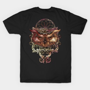 Decorative owl with dreamcatcher T-Shirt